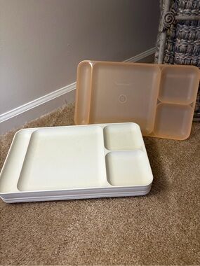 Tupperware Vintage Divided Meal Trays set of 6